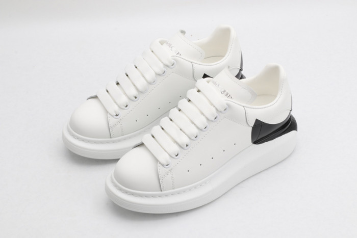 ALEXMQ Sneakers