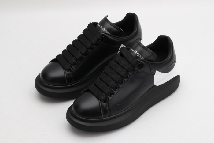 ALEXMQ Sneakers