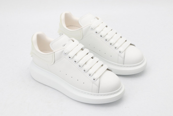 ALEXMQ Sneakers