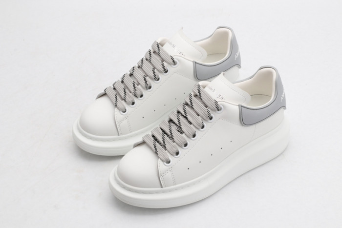 ALEXMQ Sneakers