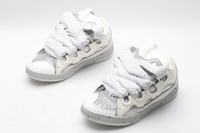 Lanu1n curb sneaker