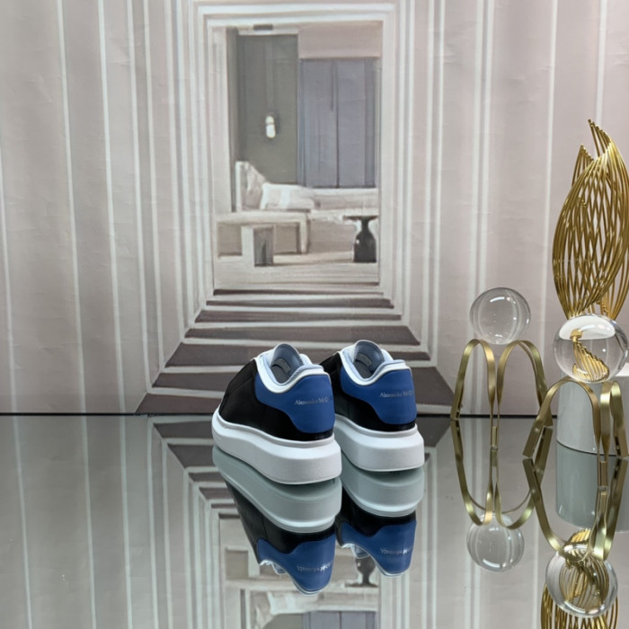 ALEXMQ Sneakers
