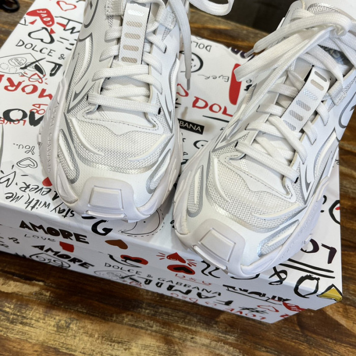 DG SNEAKER