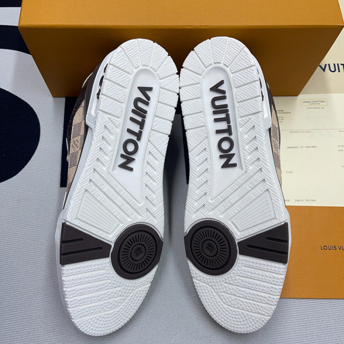 LUSV SNEAKERS