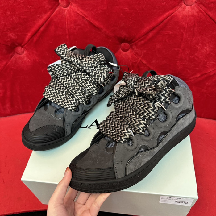 Lanu1n curb sneaker