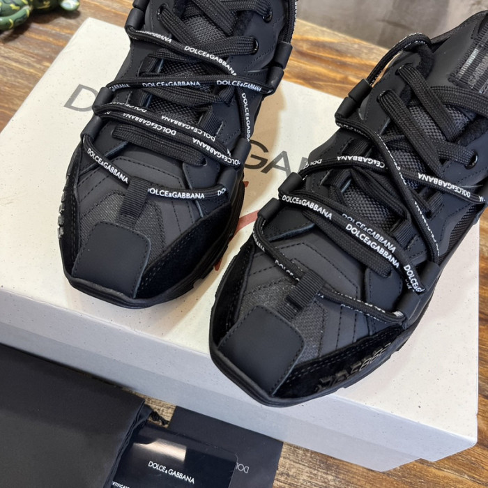 DG SNEAKER