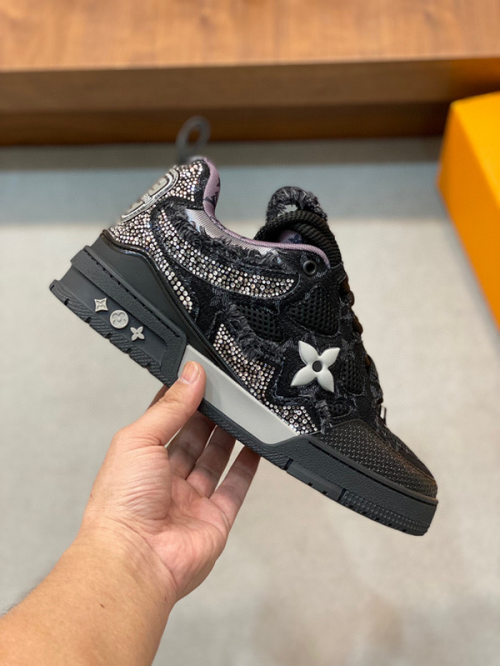 LUSV SNEAKERS