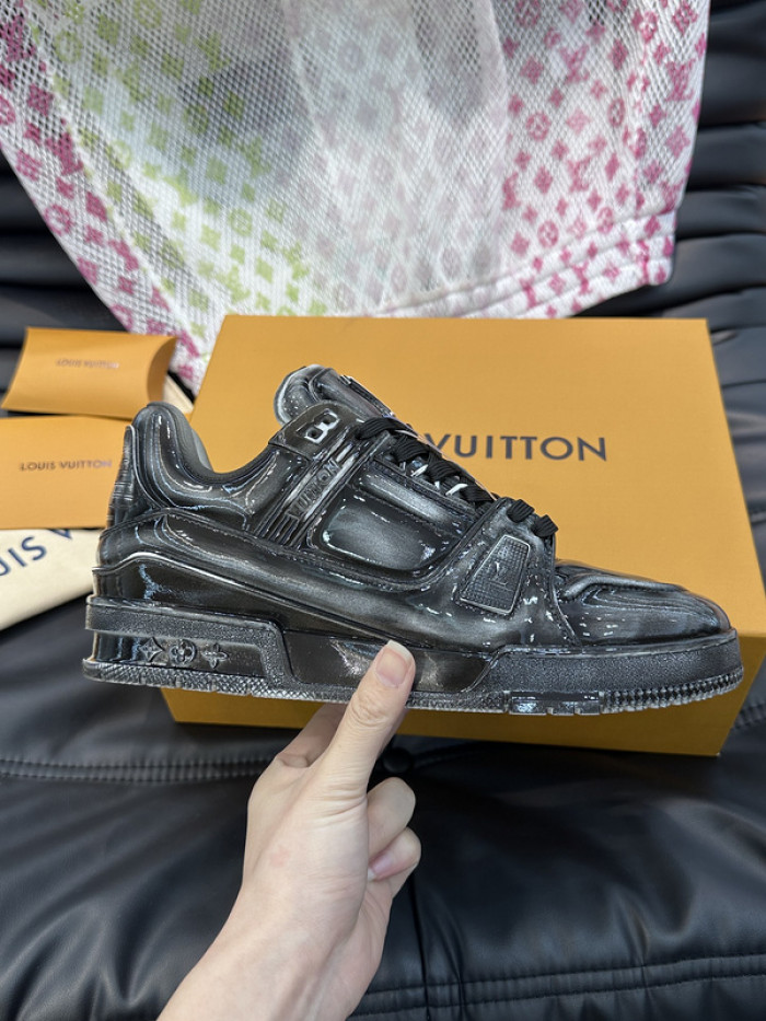 LUSV SNEAKERS