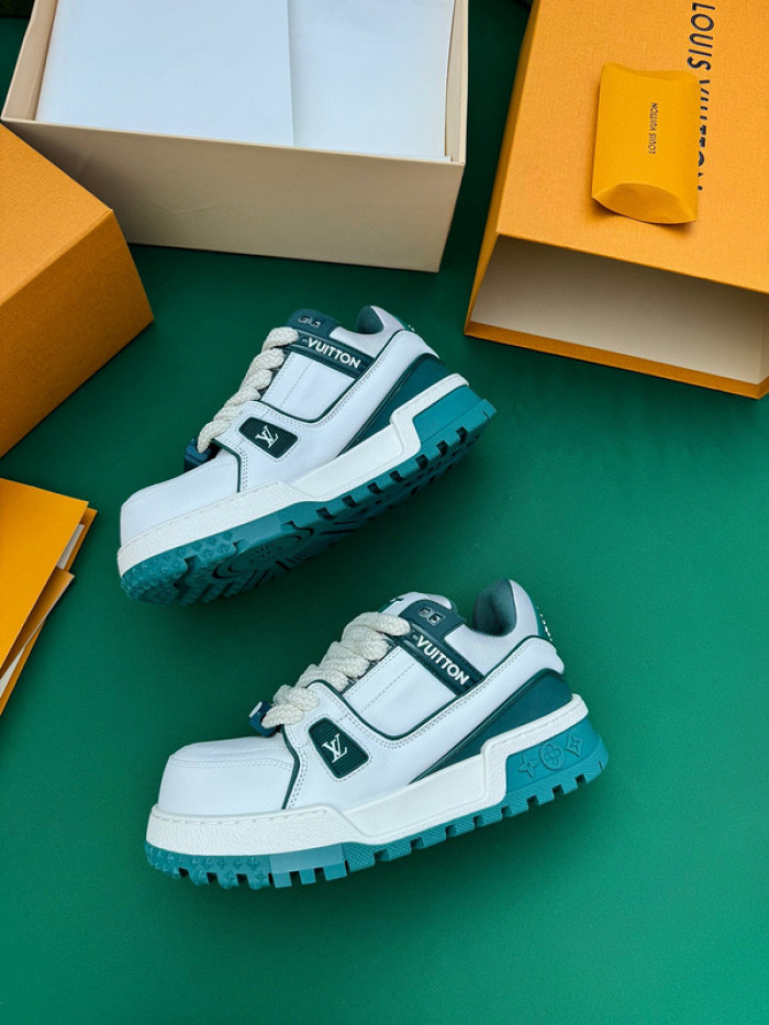 LUSV SNEAKERS