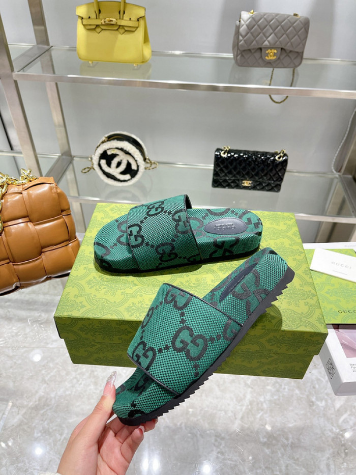 GCI GG Slide Sandal