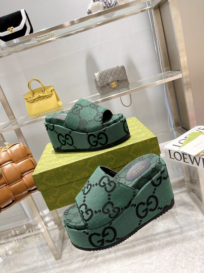 GCI GG Slide Sandal