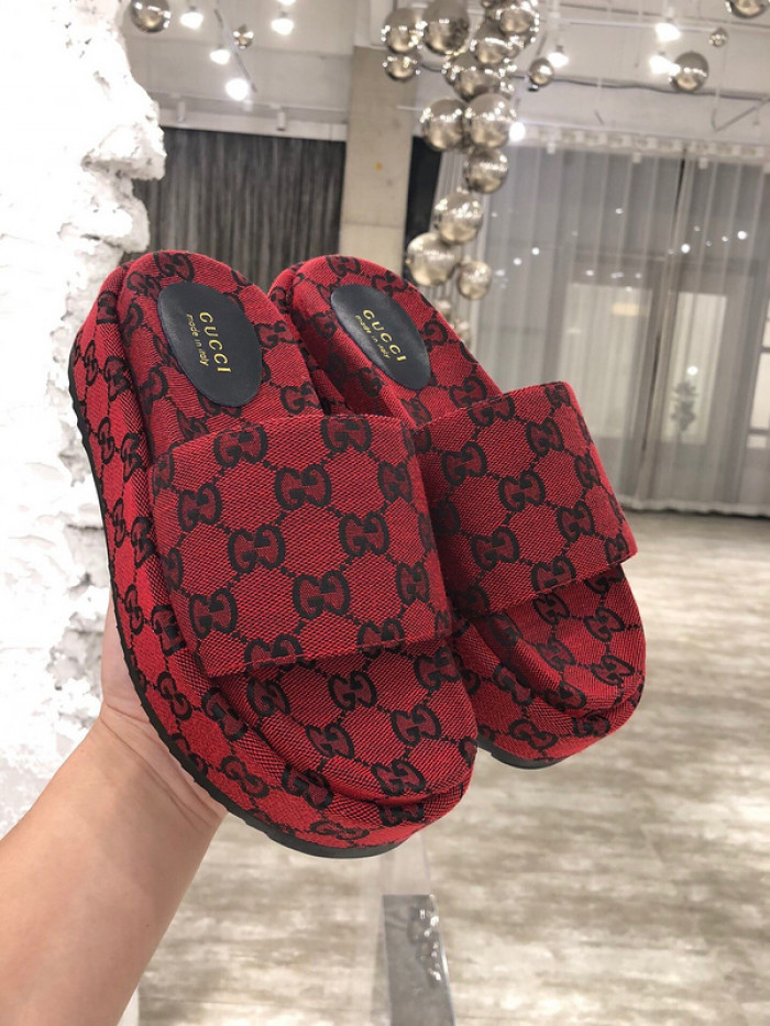 GCI GG Slide Sandal