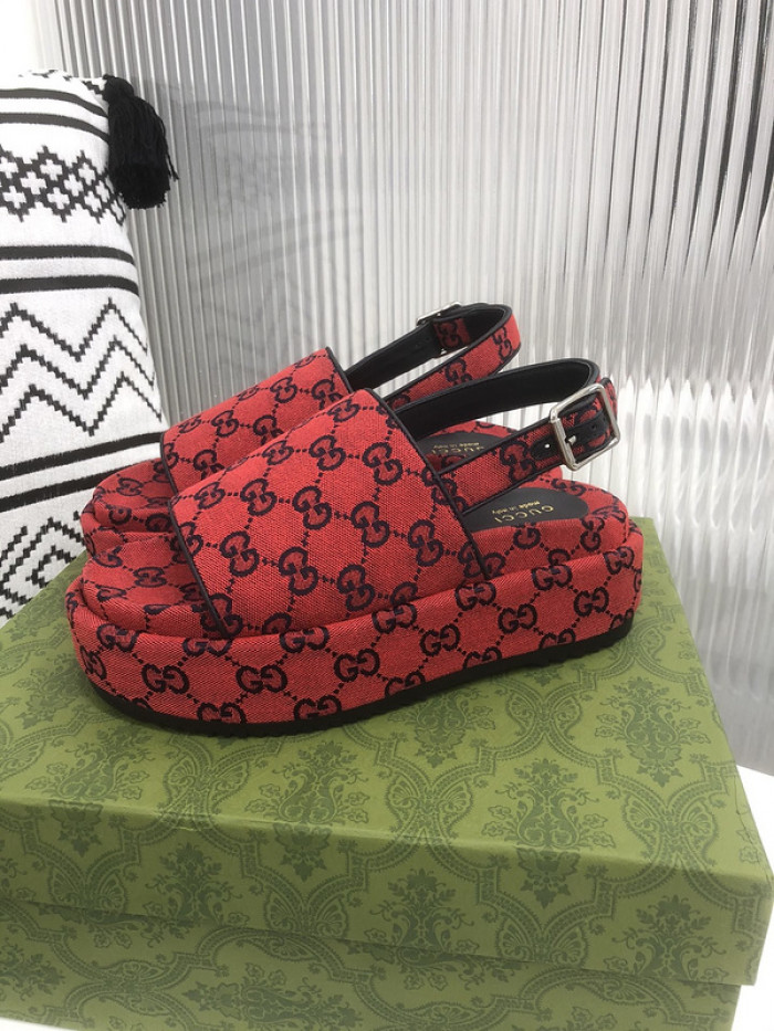 GCI GG Slide Sandal