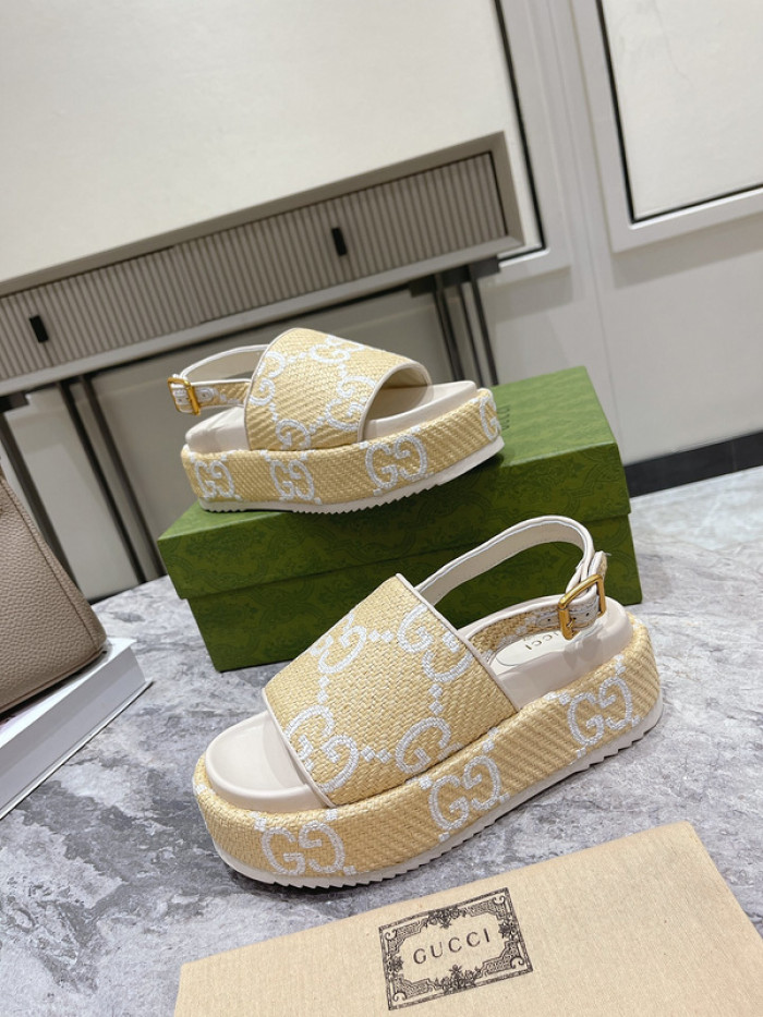 GCI GG Slide Sandal