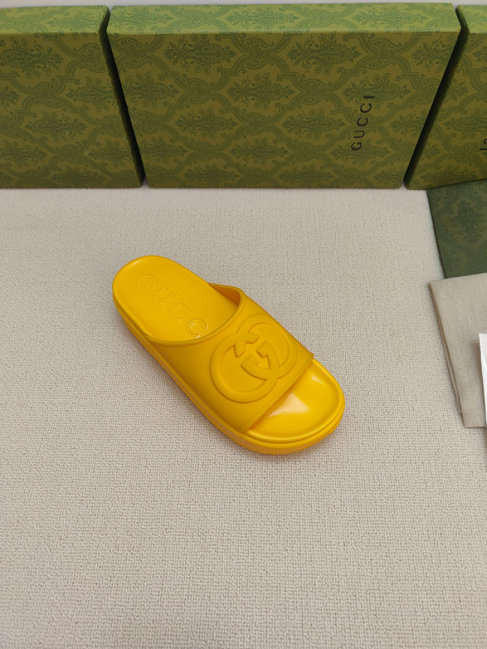 GCI GG Slide Sandal