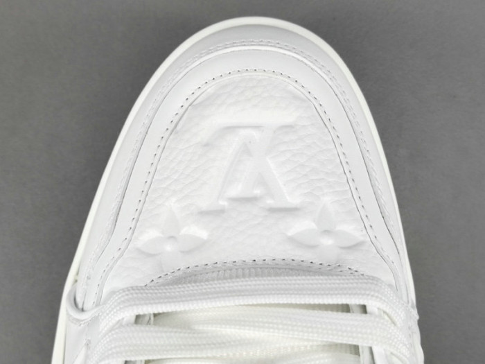 LUSV SNEAKERS