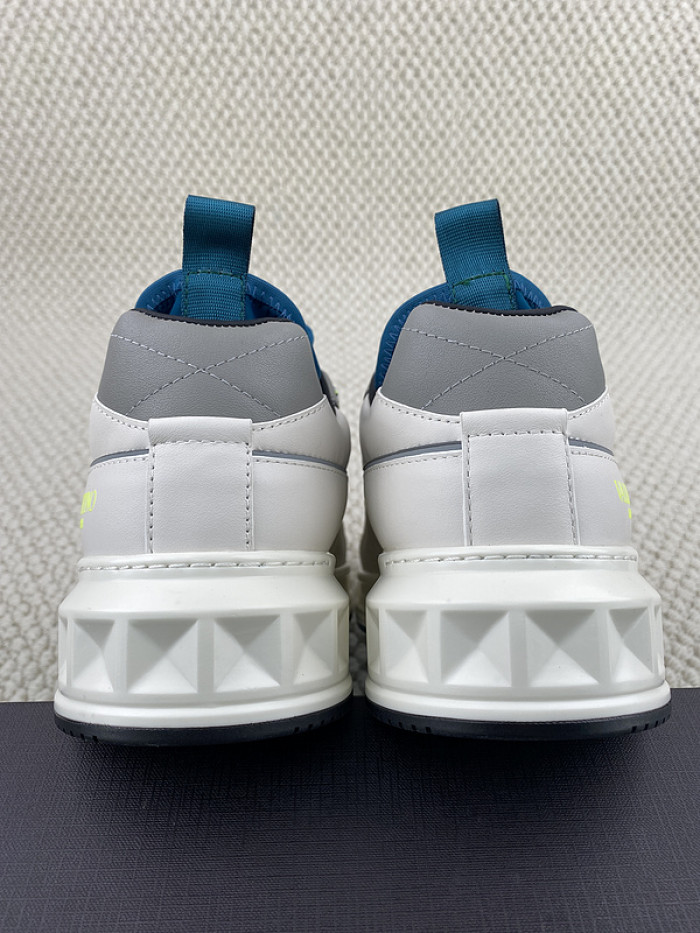 Va1e*ntin0 garavani sneaker