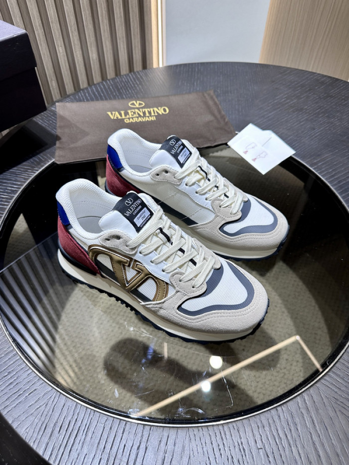 Va1e*ntin0 garavani sneaker