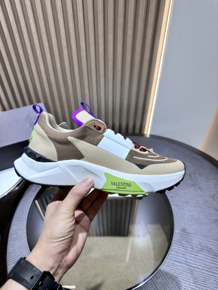 Va1e*ntin0 garavani sneaker