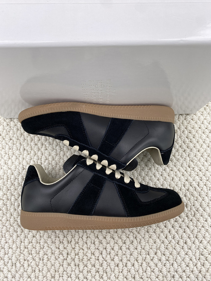 ma*s*n Ma*i*la sneaker