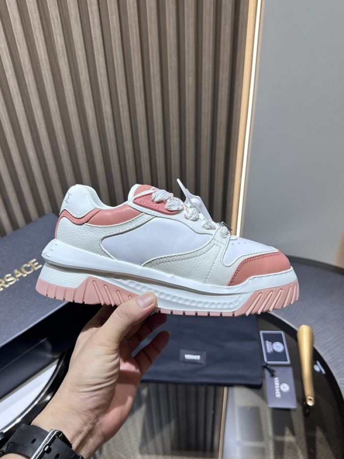 Va1e*ntin0 garavani sneaker