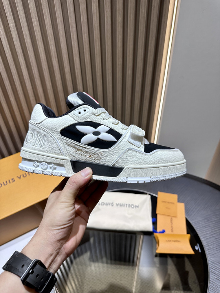 LUSV SNEAKERS
