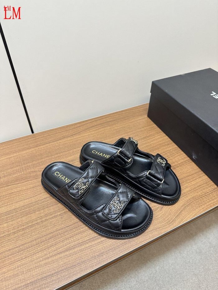 CN Slide Sandal