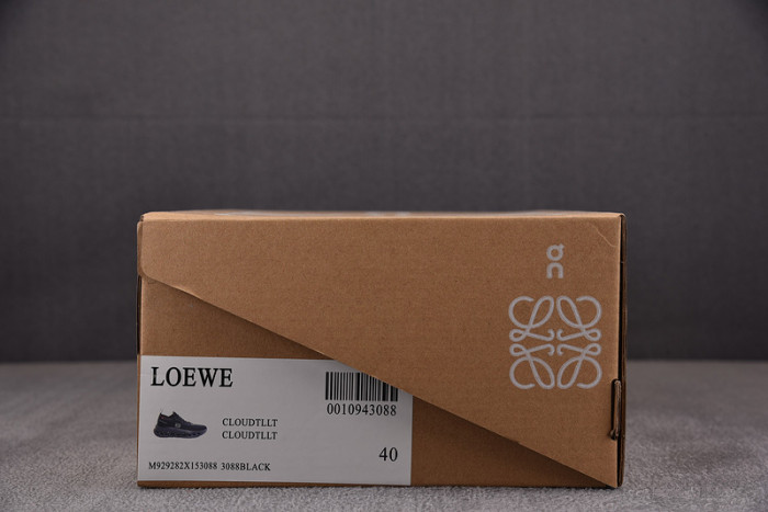 L0ew* sneaker