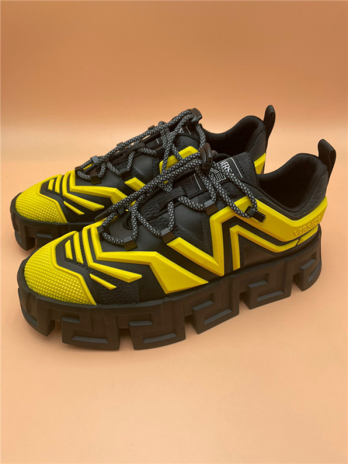 VRCE Sneaker