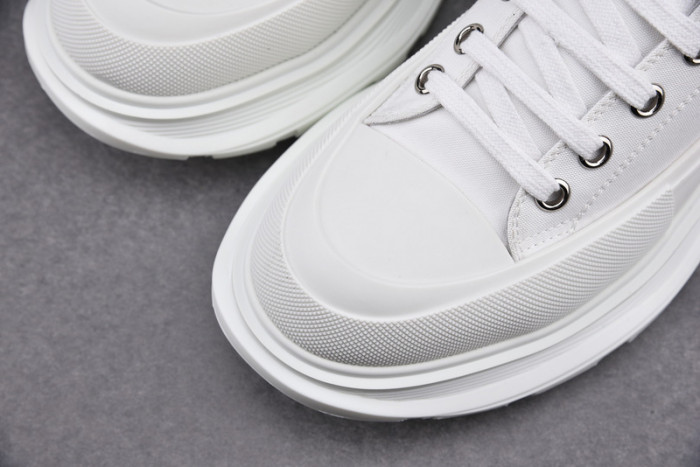 ALEXMQ Sneakers