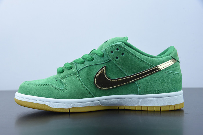 nike sb dunk low st. patR1ck