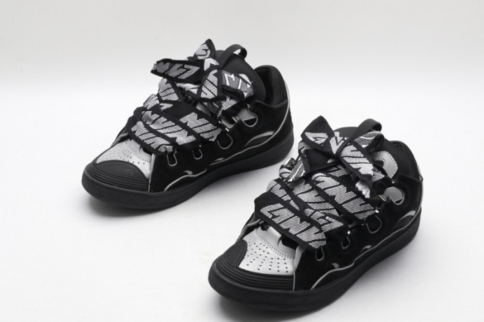 Lanu1n curb sneaker
