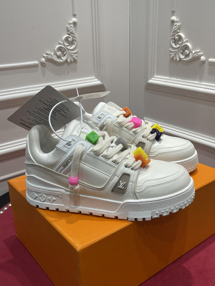 LUSV SNEAKERS