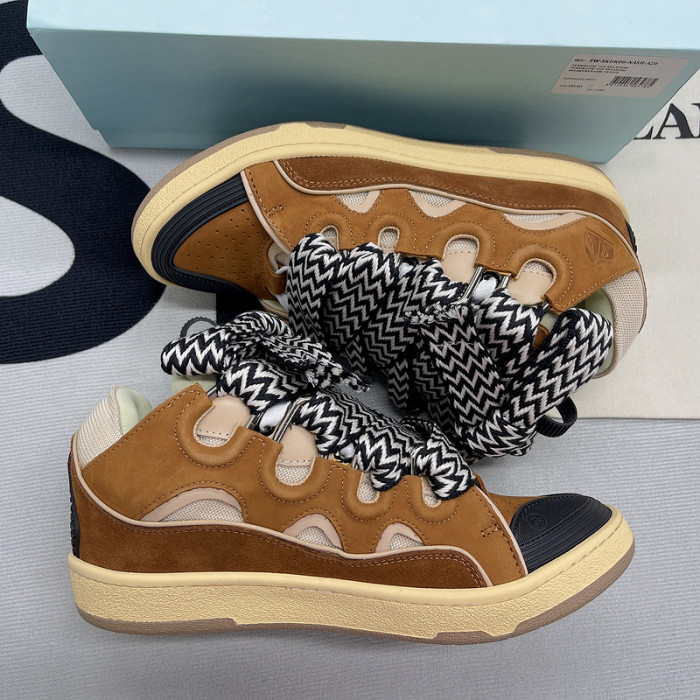 Lanu1n curb sneaker