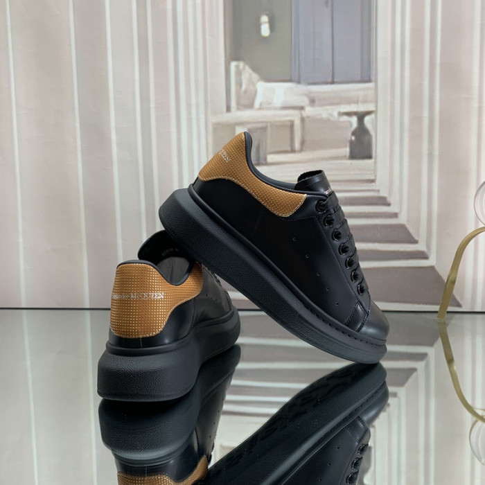 ALEXMQ Sneakers