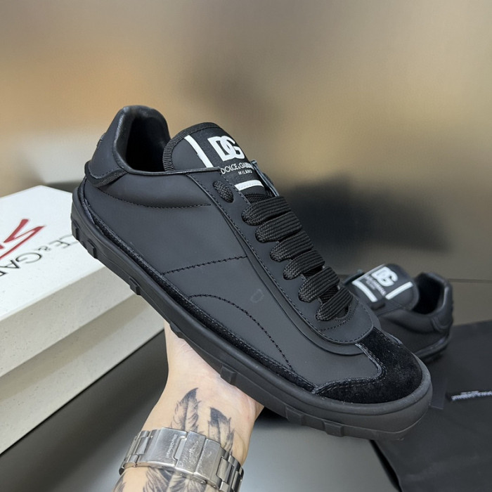 DG SNEAKER