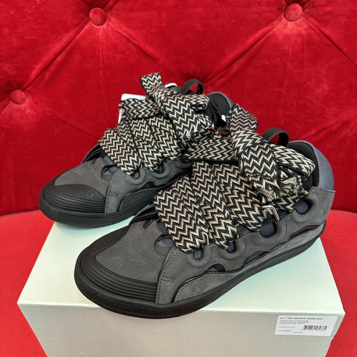 Lanu1n curb sneaker