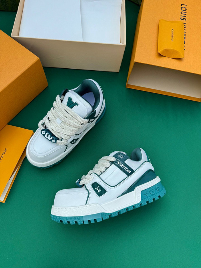 LUSV SNEAKERS