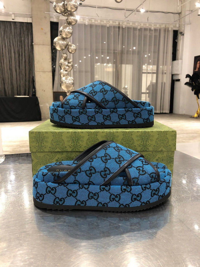 GCI GG Slide Sandal