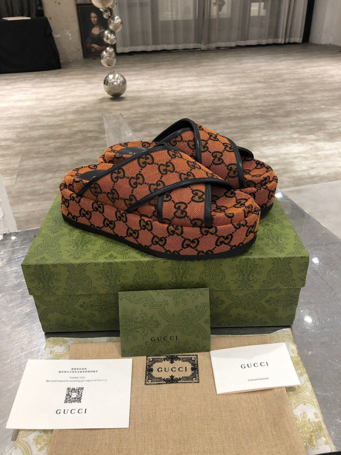 GCI GG Slide Sandal
