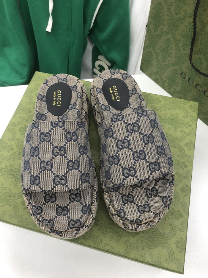 GCI GG Slide Sandal