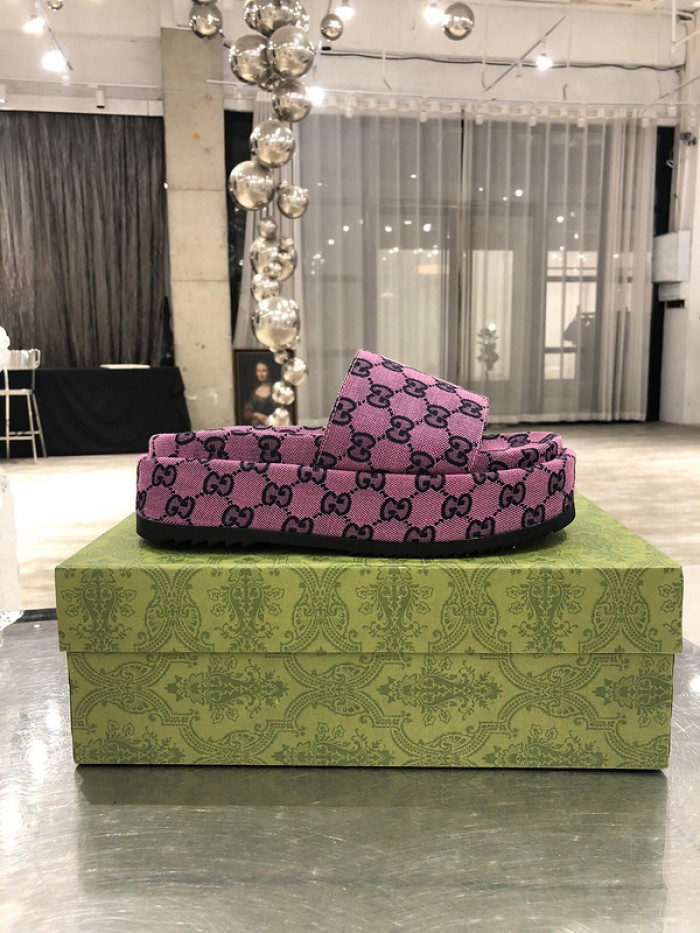 GCI GG Slide Sandal