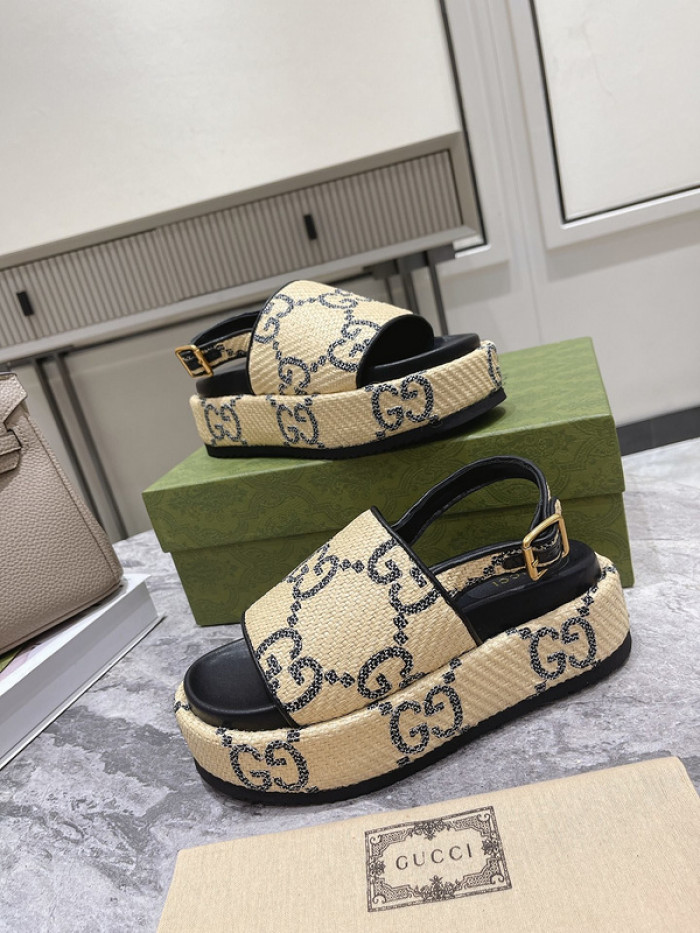 GCI GG Slide Sandal