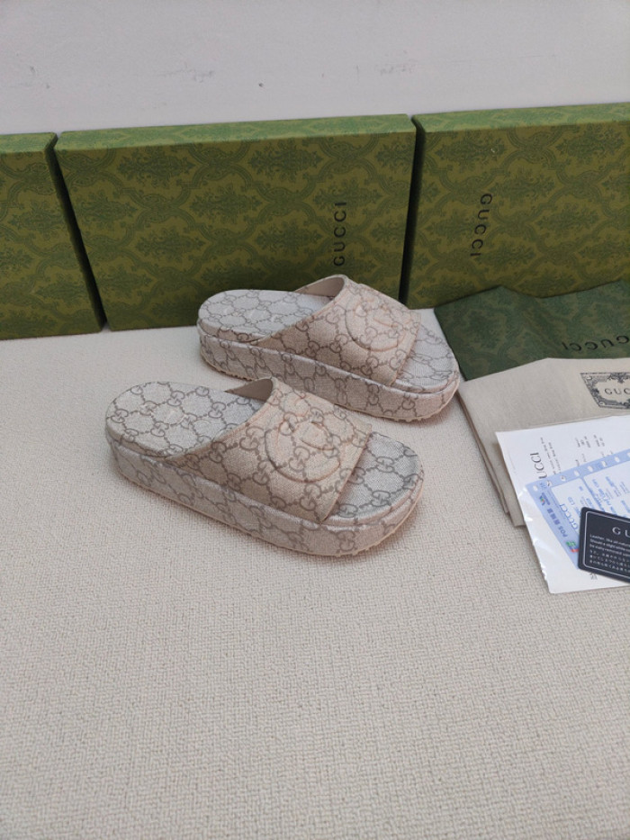 GCI GG Slide Sandal