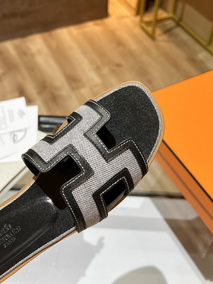 H**mes slide