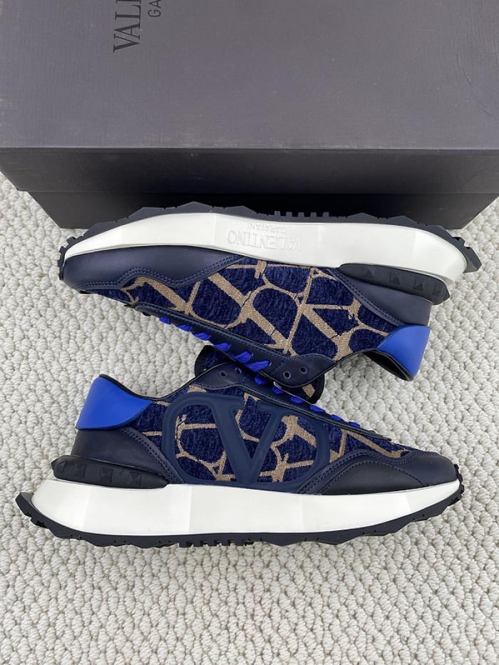 Va1e*ntin0 garavani sneaker