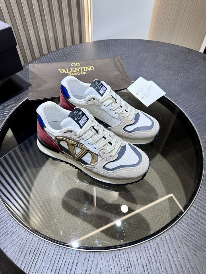 Va1e*ntin0 garavani sneaker