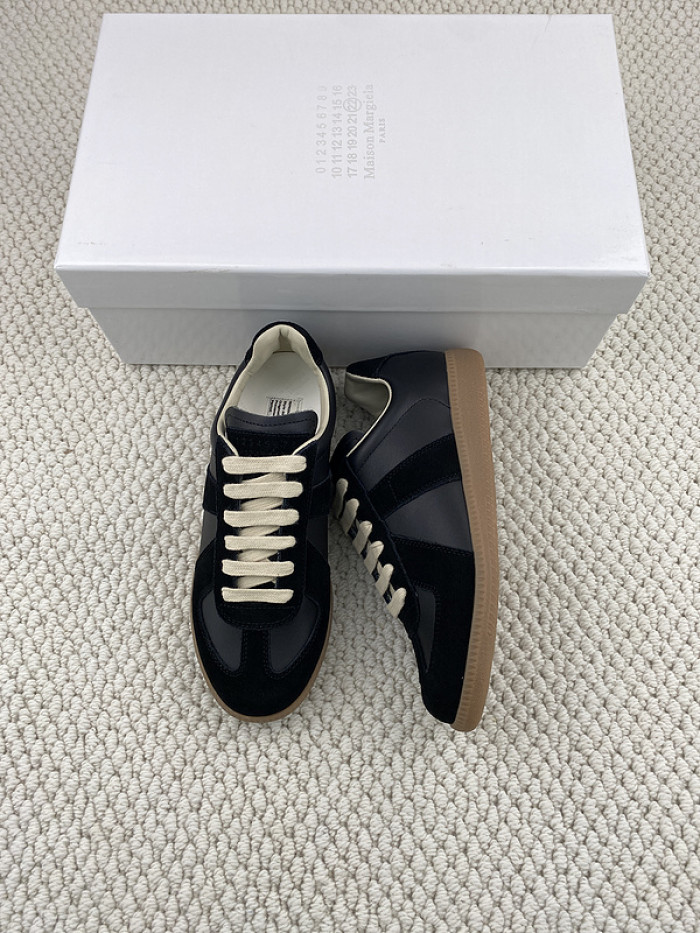 ma*s*n Ma*i*la sneaker