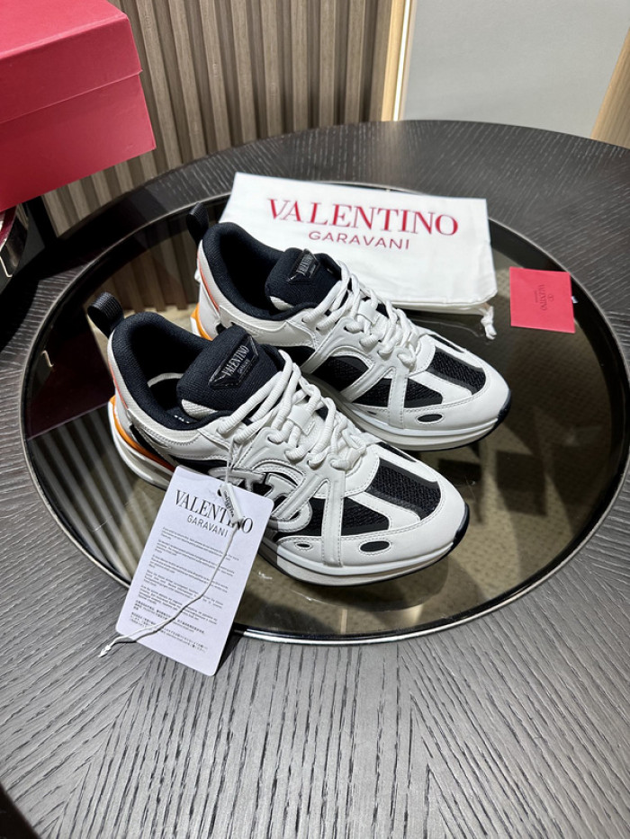 Va1e*ntin0 garavani sneaker