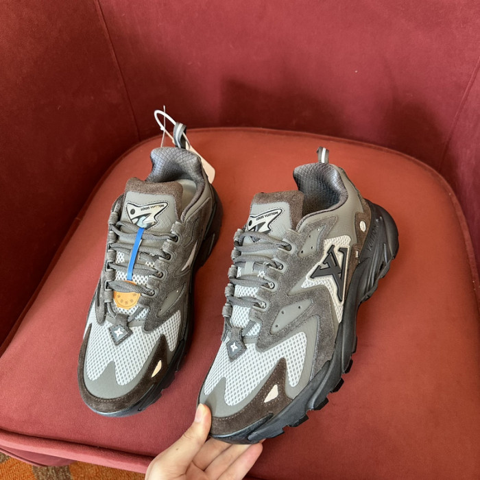 LUSV SNEAKERS